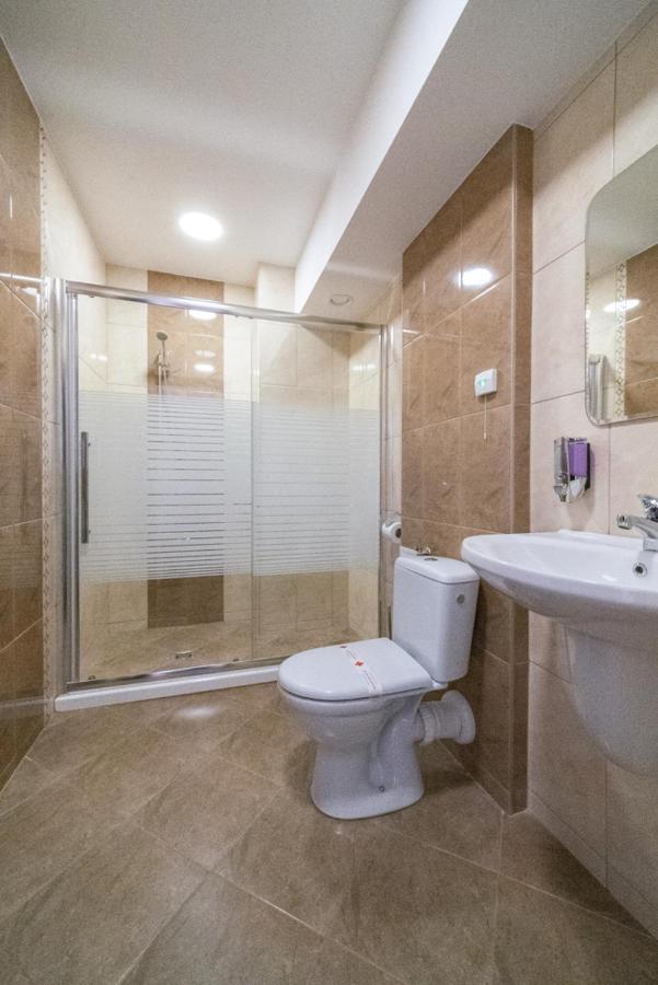 גורנה אוריאחוביצה Hotel Terra מראה חיצוני תמונה
